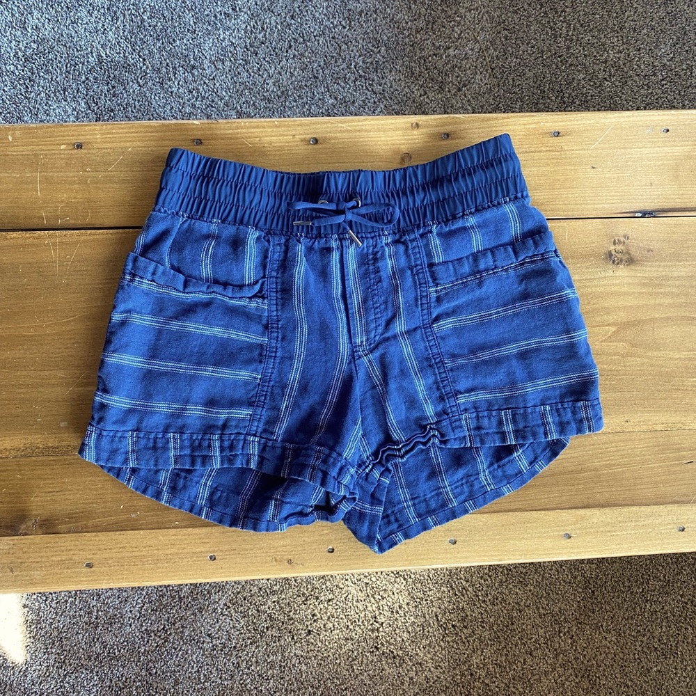 Athleta Cabo Tide Linen Shorts